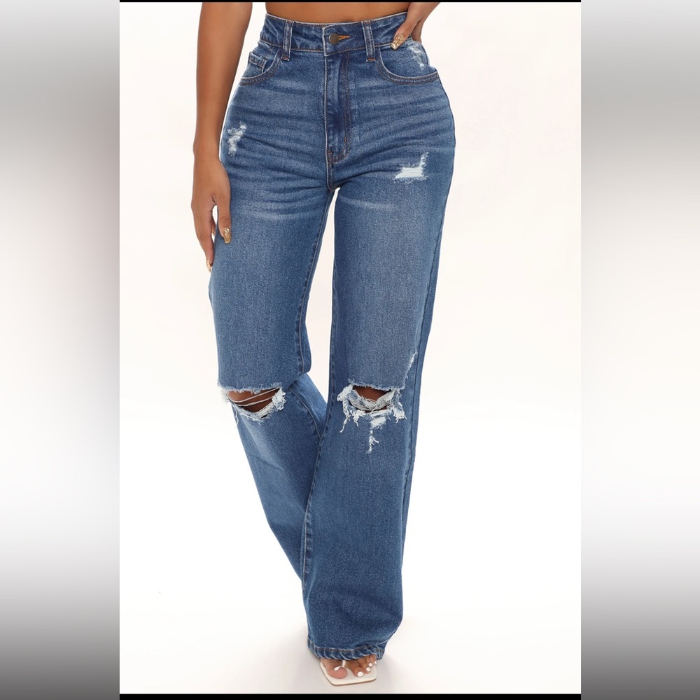 BRAND NEW wide leg jeans